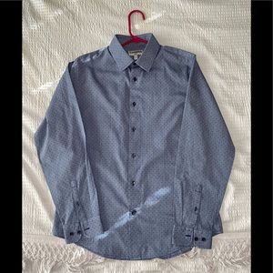 Express cotton fitted blue and navy dotted dress shirt.